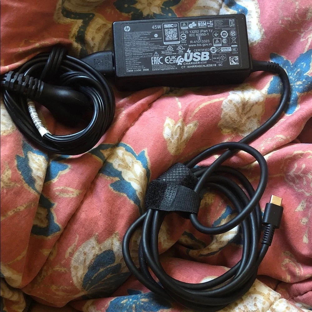 HP USB-C Laptop Charger in Black